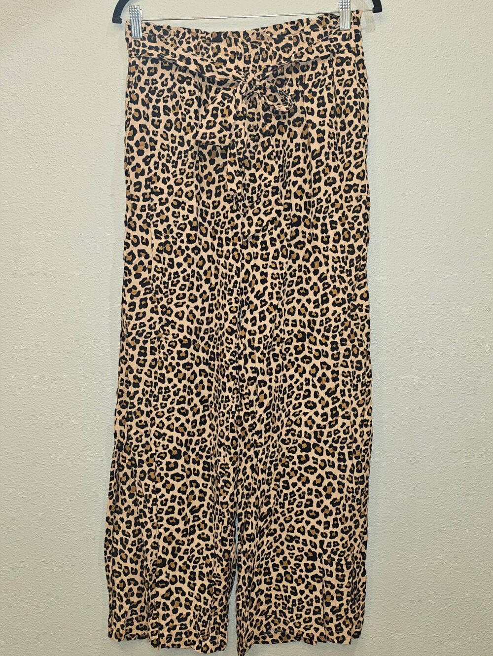 NWOT-Leopard Print Wide-Leg Women's Bottoms With Elastic Waist- Black on Tan